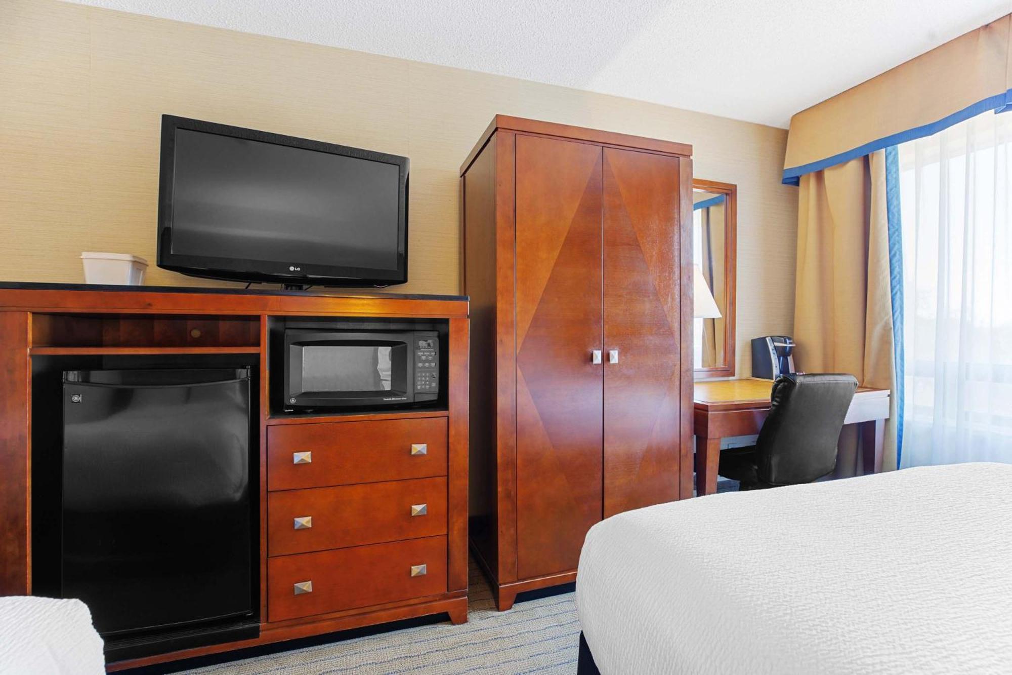 Sandman Hotel & Suites London Downtown المظهر الخارجي الصورة